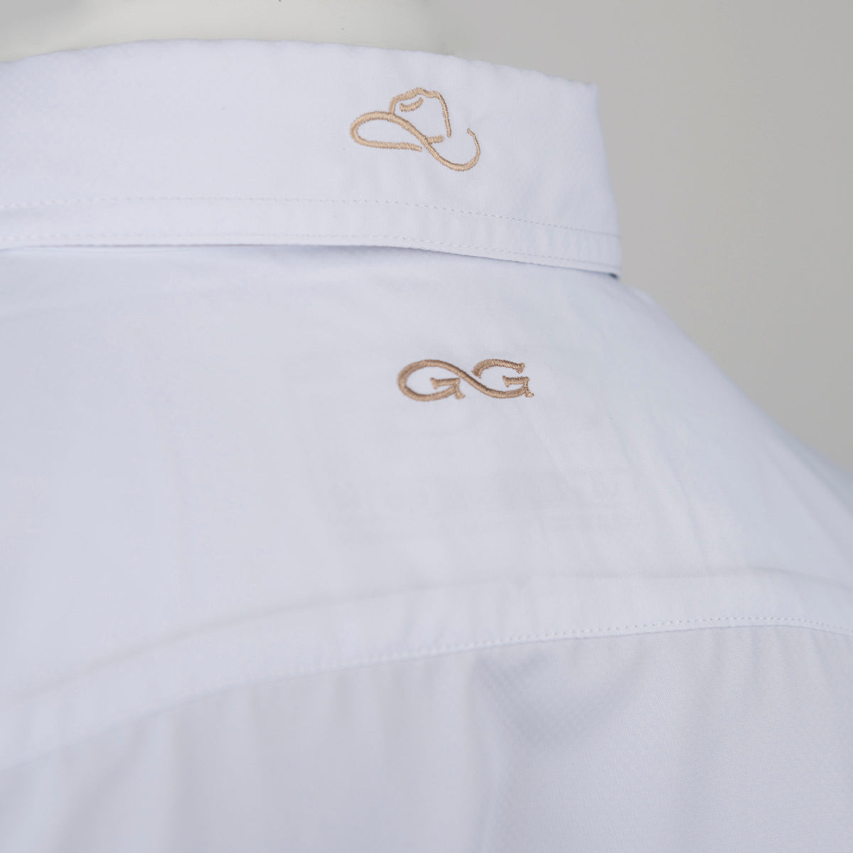 MicroFiber White Half Sleeve - Resistol Latest
